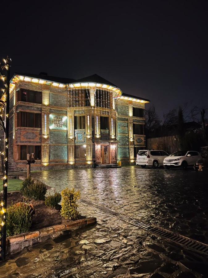 MinAli Boutique Hotel Şǝki Extérieur photo