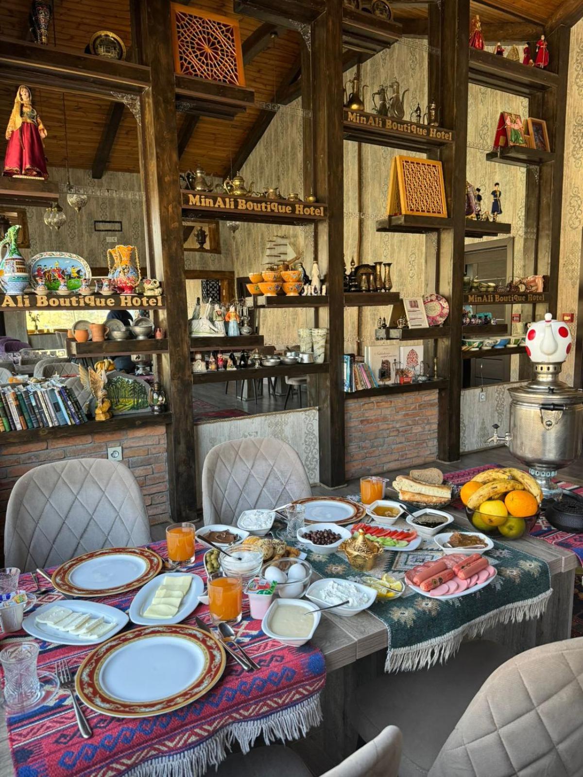 MinAli Boutique Hotel Şǝki Extérieur photo